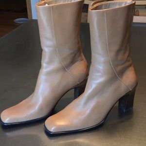 NEVER WORN Paulo boots.